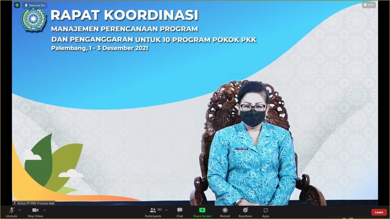 podiumnews.com-Ny. Putri Koster Hadiri Webinar PKK Pusat Terkait Perencanaan Program dan Penganggaran